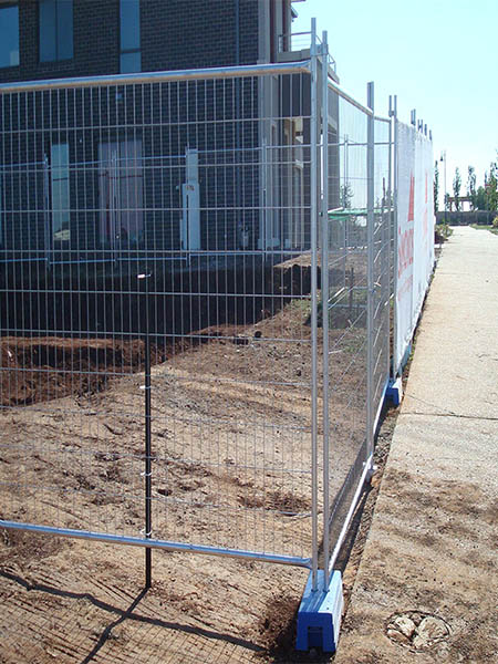 Australia temporary fence vs. Chain Link Fences: Comparing Design and Functionality